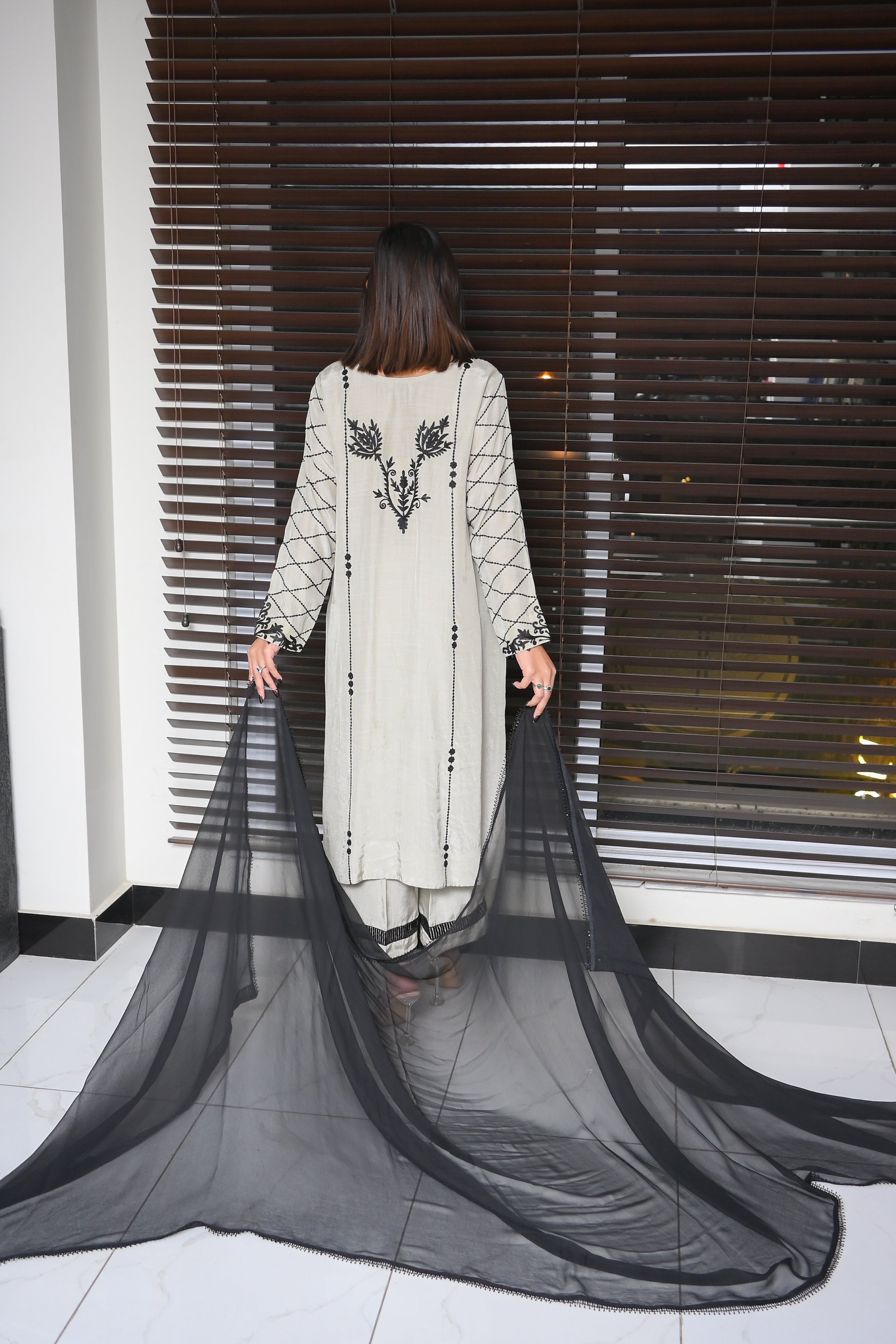 Vērdē - Light Avocado Green Grip Ensemble